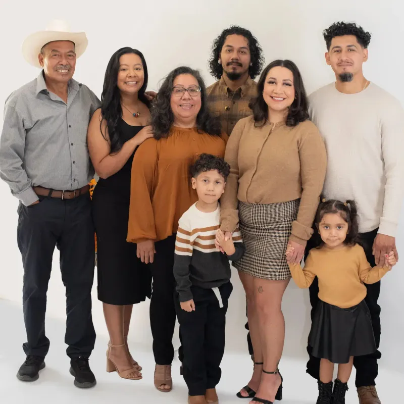 Family portrait session by Marlen Productions in Richmond VA