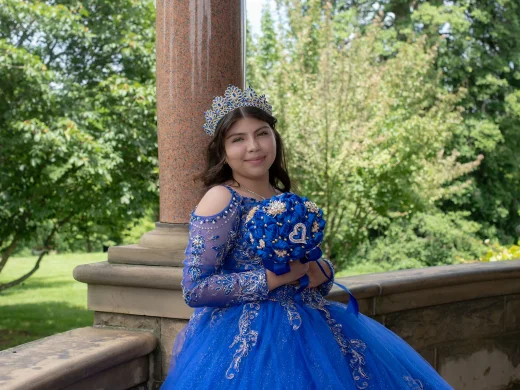 Quinceañera portrait at Maymont mansion in Richmond VA